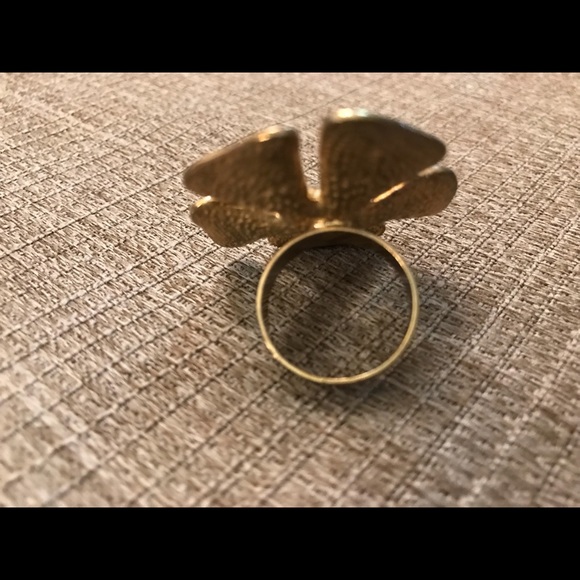 Flower Ring - Picture 7 of 7